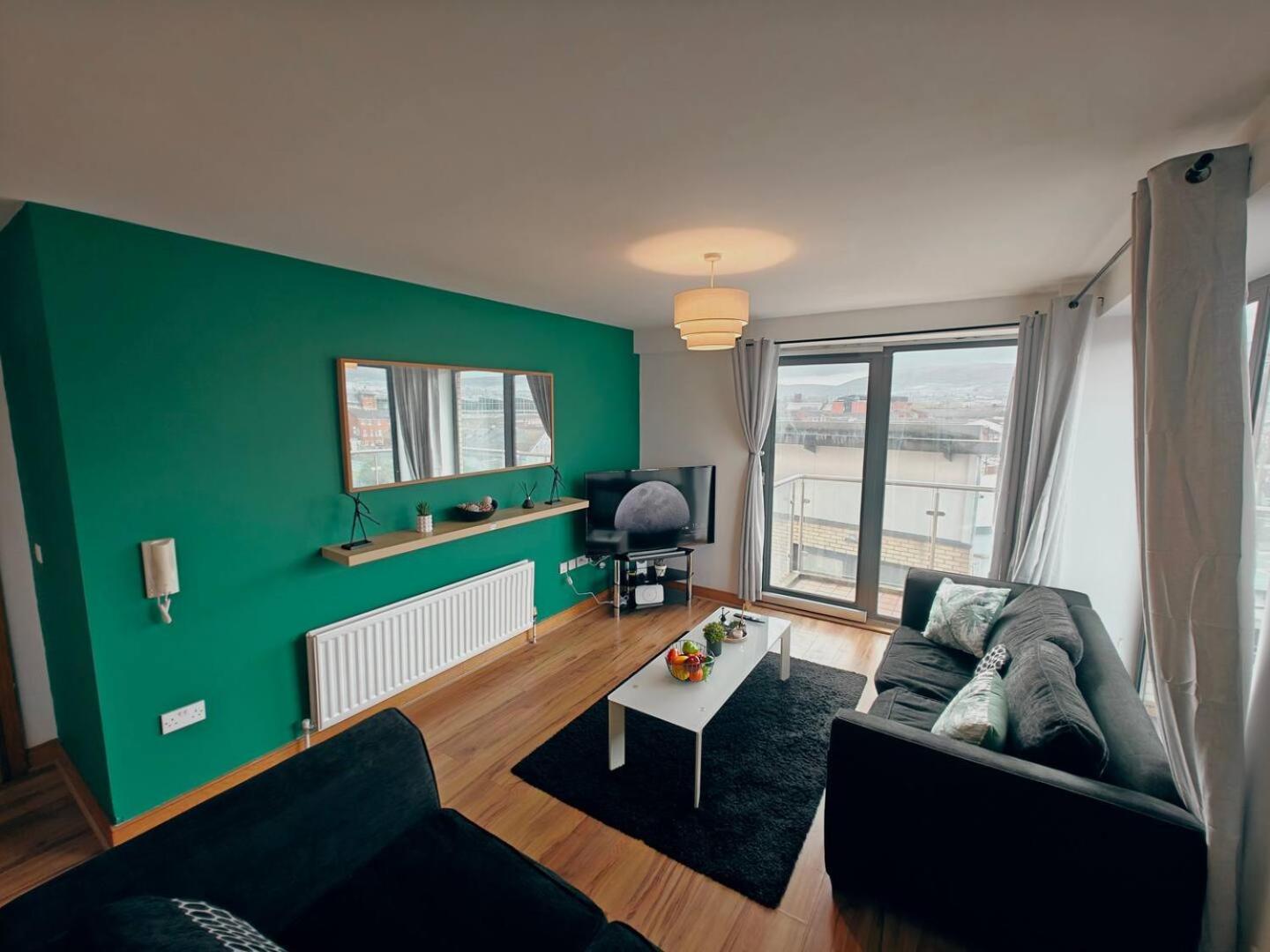 2Br Mountain View City Centre Белфаст Экстерьер фото
