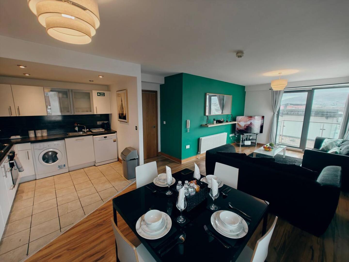 2Br Mountain View City Centre Белфаст Экстерьер фото